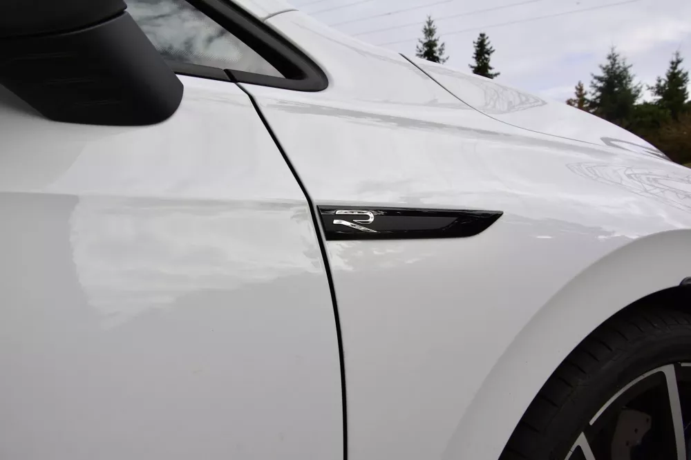myluxurycars-versailles-golf-8r-2